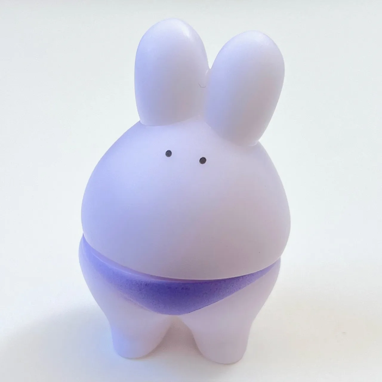 70708 SUMO RABBIT FIGURINES-10