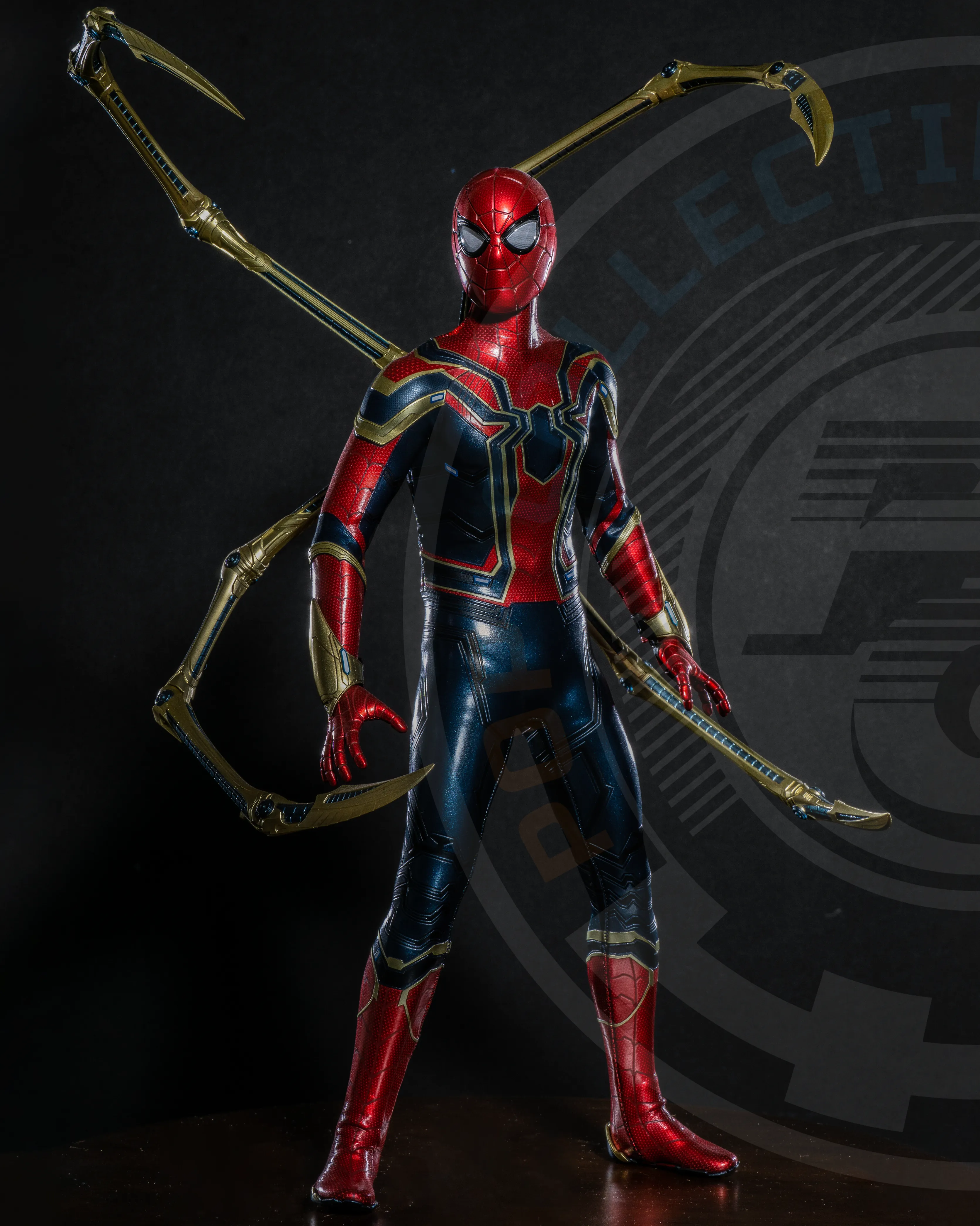 Hot Toys MMS482 Avengers Infinity War Iron Spider