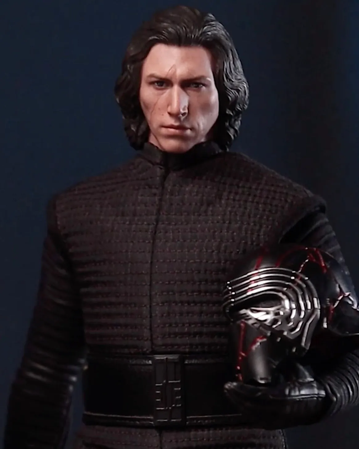 Hot toys MMS560 Star Wars The Rise of Skywalker Kylo Ren