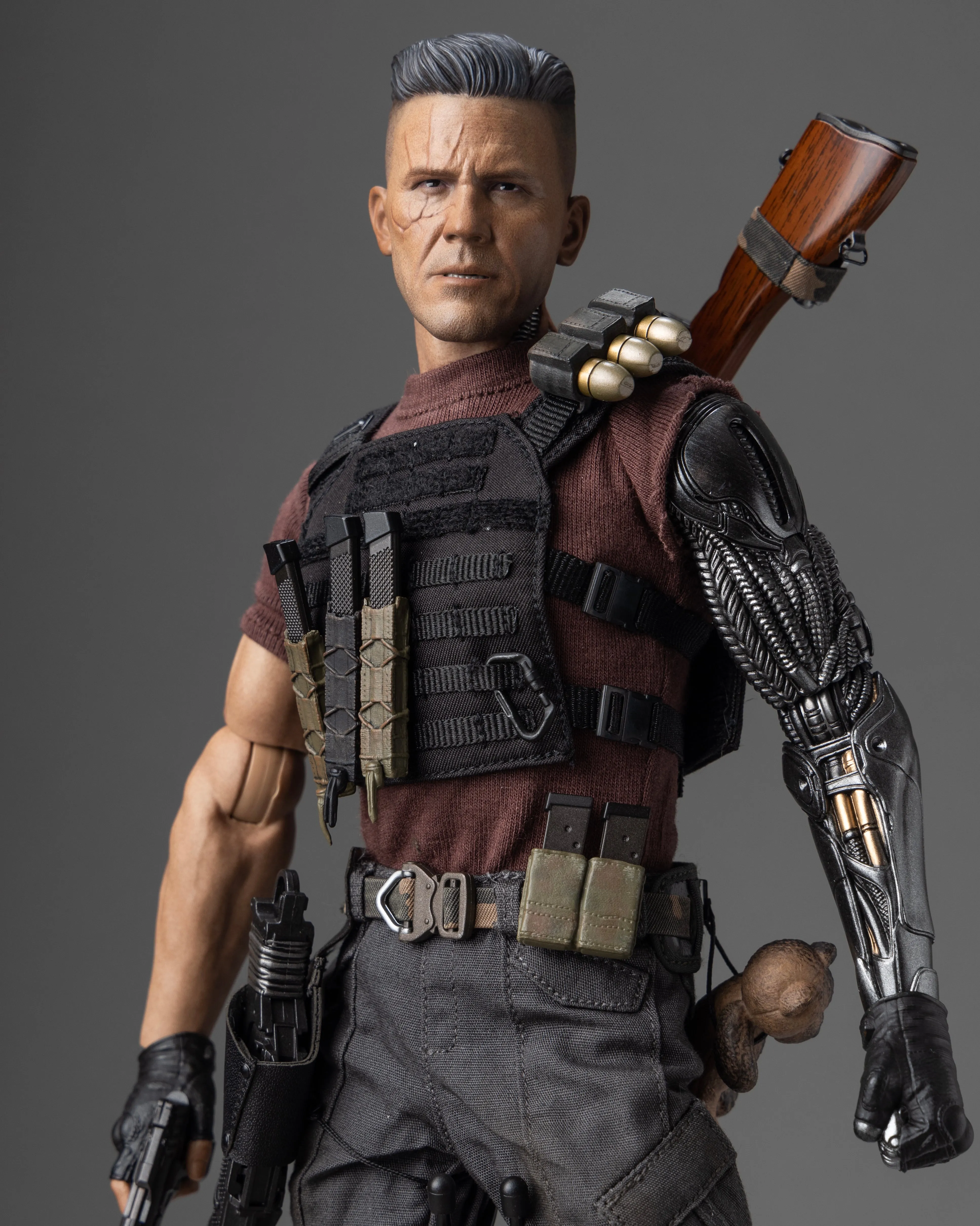 Hot toys MMS583B Deadpool 2 Cable (Special Edition)