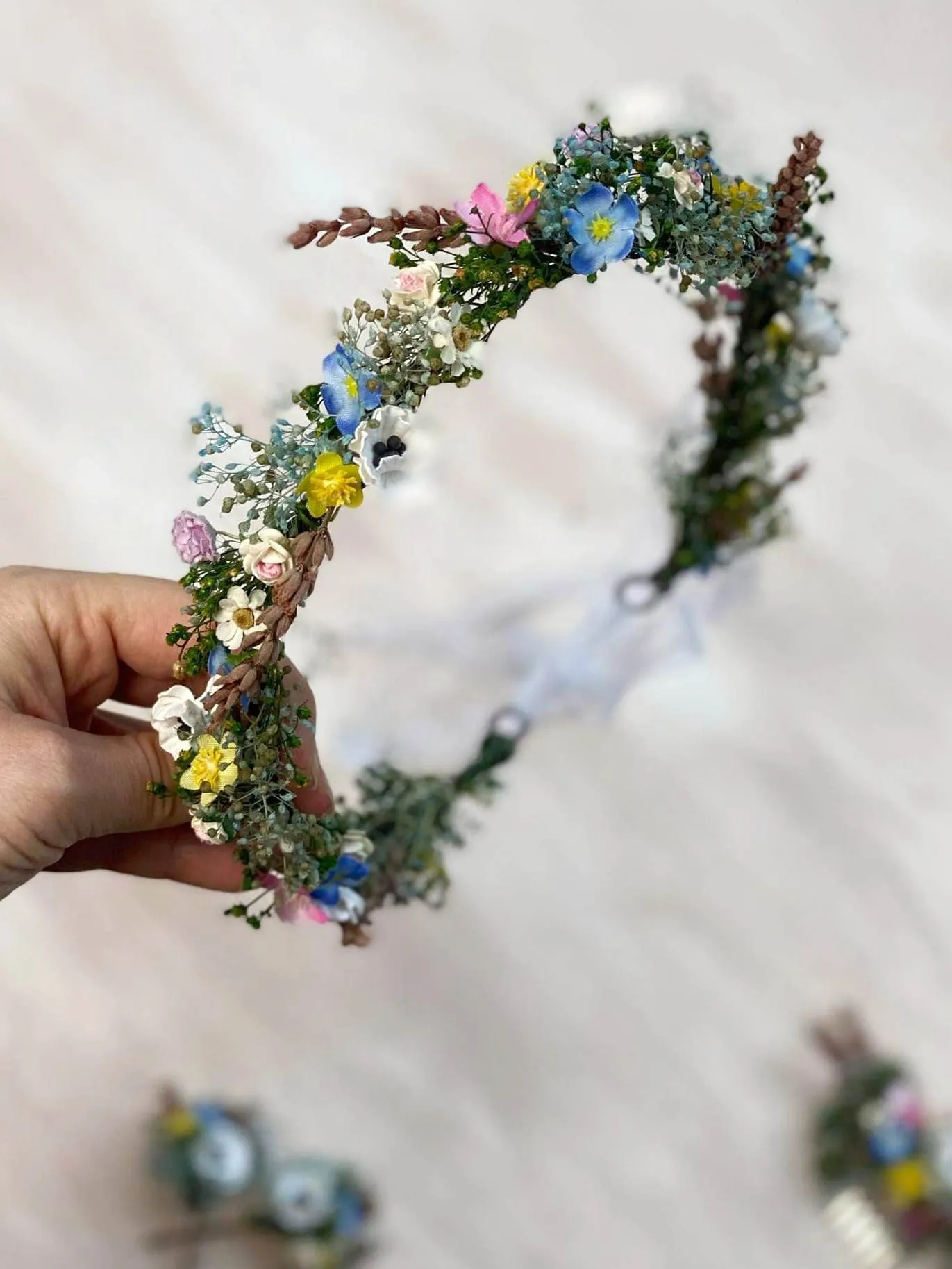 Meadow flower wedding accessories