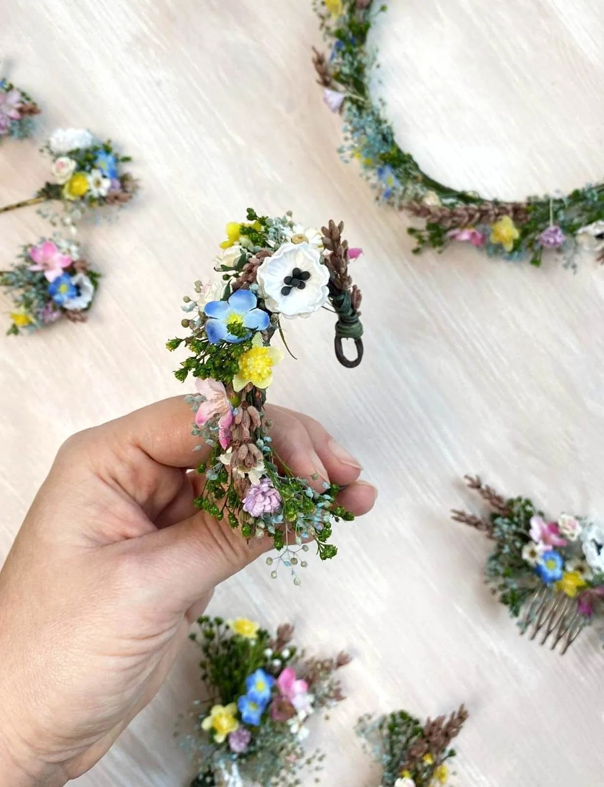 Meadow flower wedding accessories