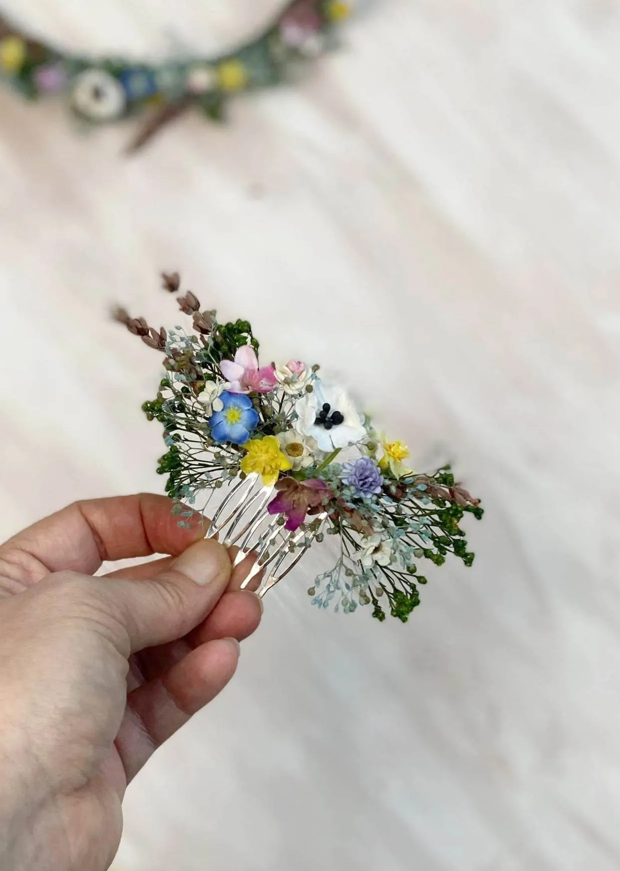 Meadow flower wedding accessories