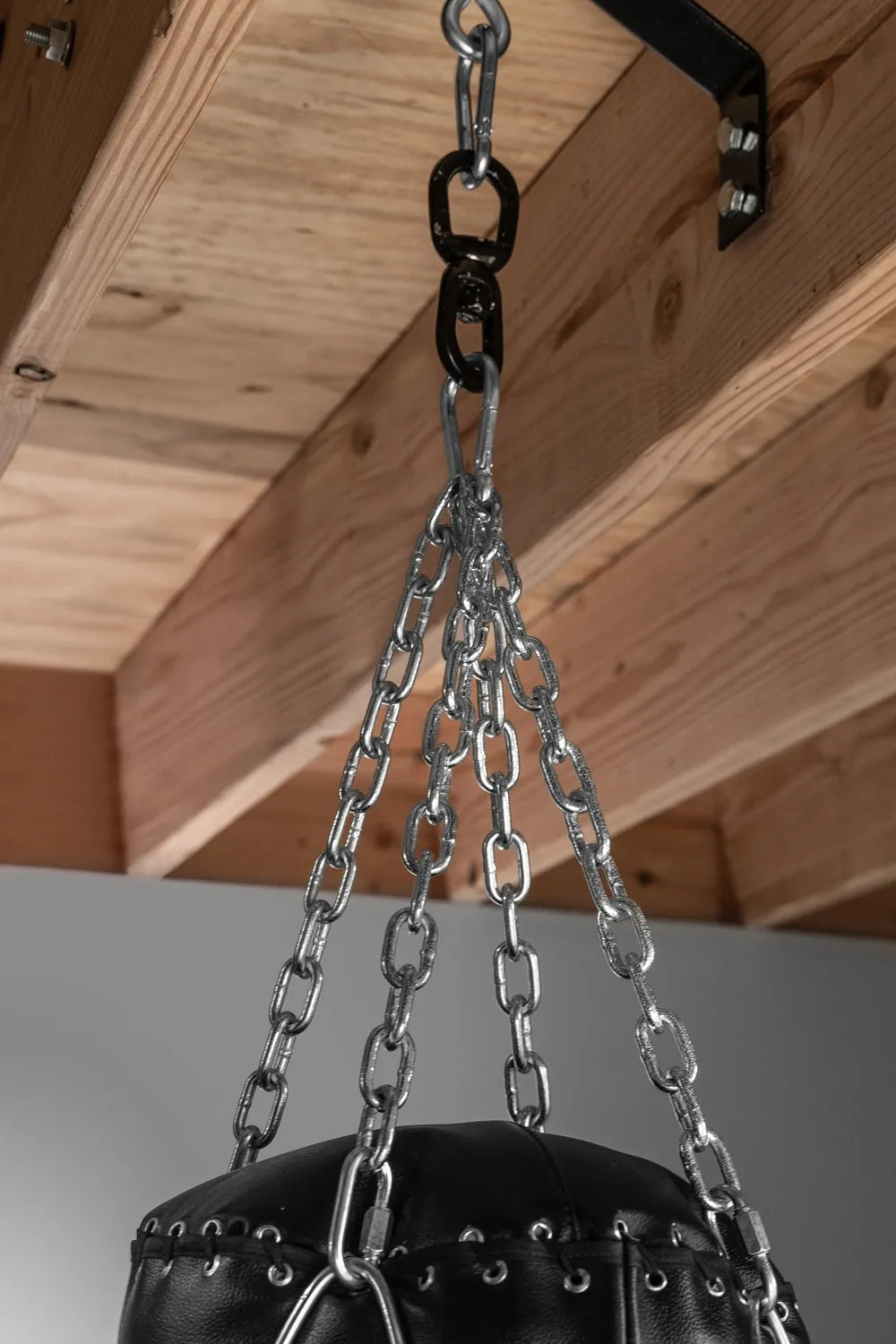 TITLE Platinum Pro Heavy Bag Chain & Swivel (Holds up to 250 lbs.)