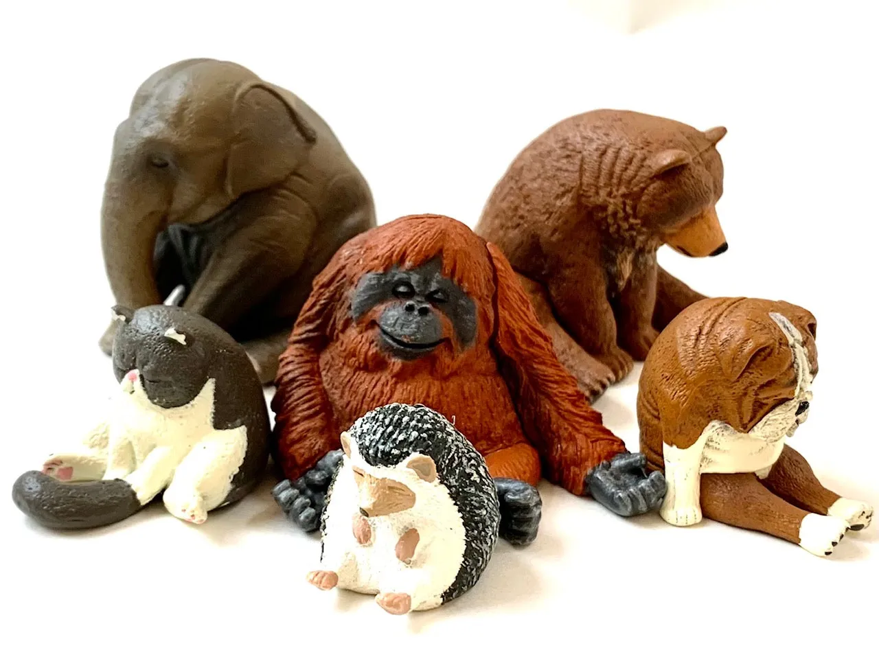 X 70881 SLEEPY ANIMAL FIGURINES Vol. 1-DISCONTINUED